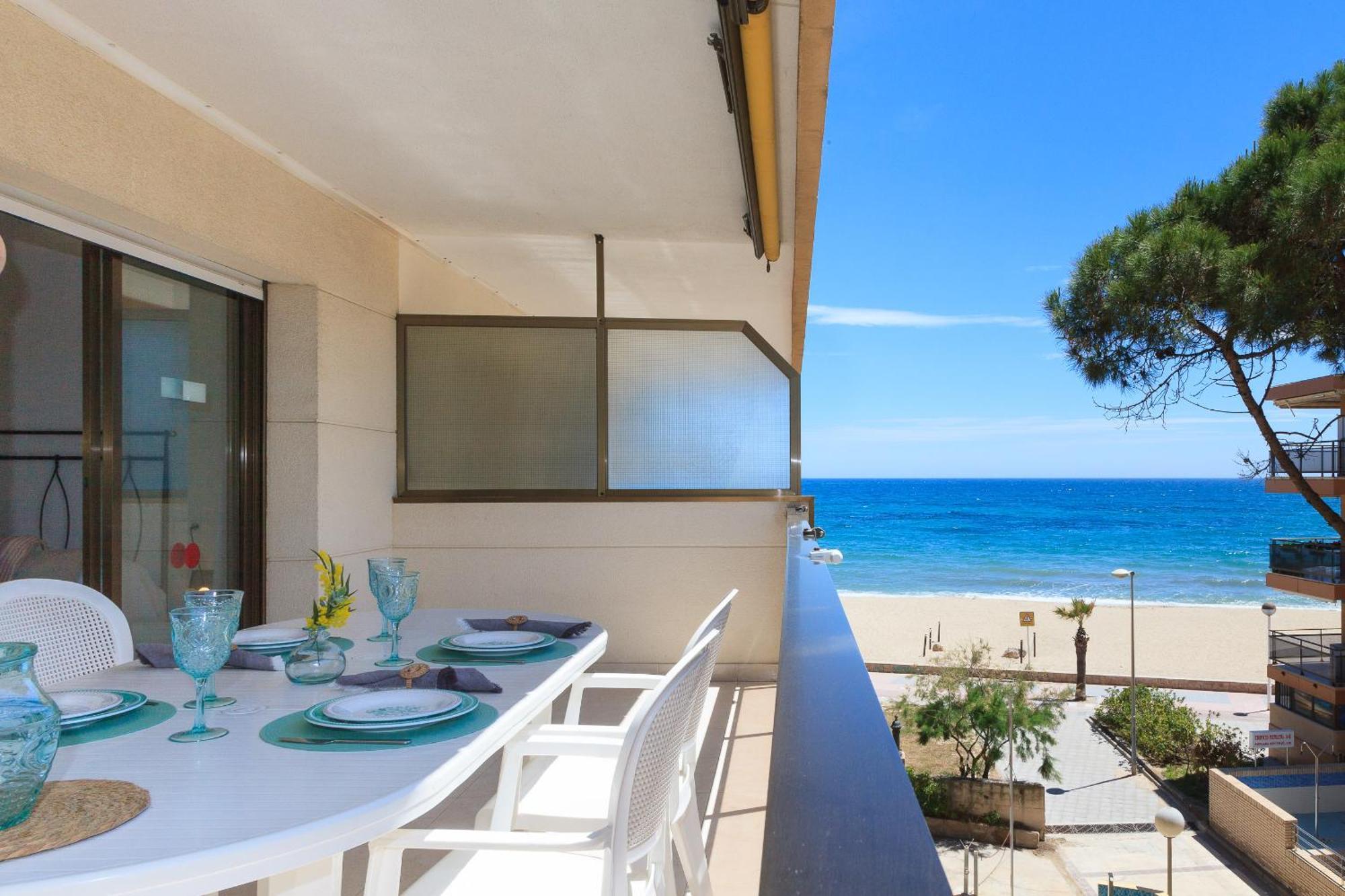 Uhc Txingudi Apartments Cambrils Exterior photo